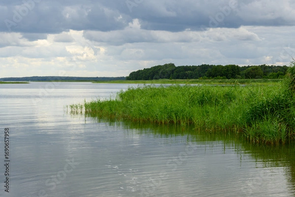 Fototapeta Lake Sniardwy in the Masurian Lake District on a cloudy day. Poland