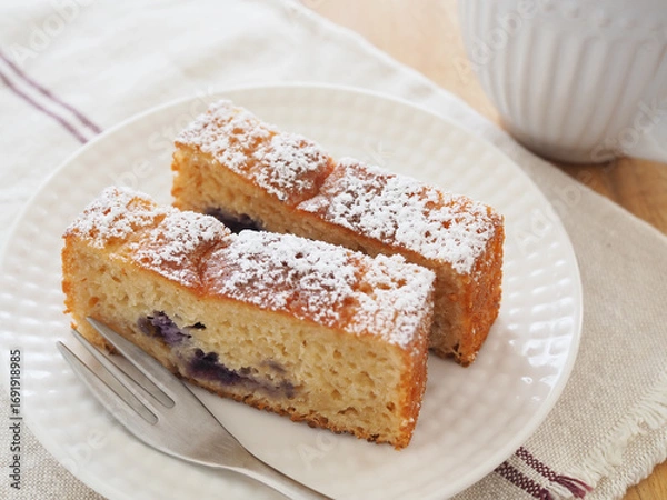 Fototapeta 手作りのブルーベリーヨーグルトケーキ