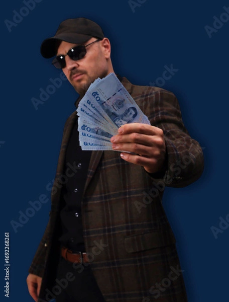 Fototapeta Counting Thai banknotes in a market setting while discussing daily expenses and budgeting tips