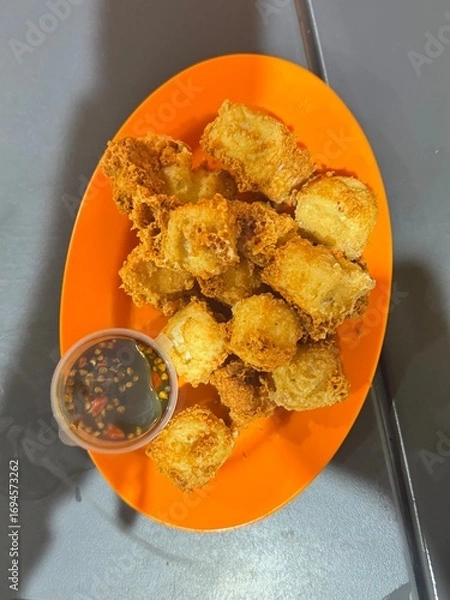 Obraz a plate of crispy tofu