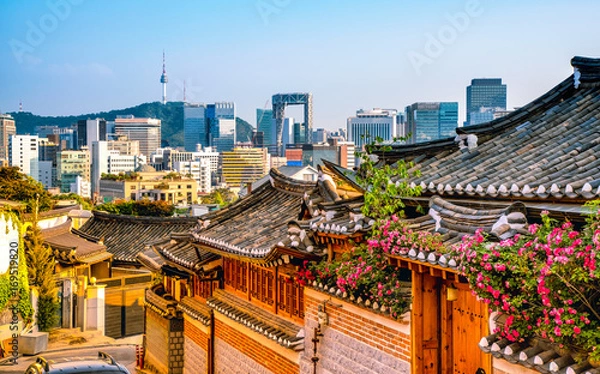 Fototapeta Tradycyjna architektura w stylu koreańskiego w wiosce Bukchon Hanok w Seulu w Korei Południowej.