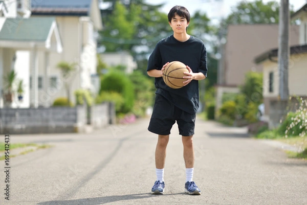 Obraz バスケットの練習をする男子中学生