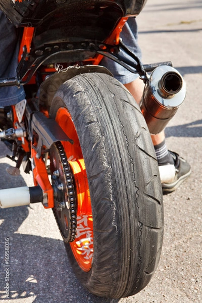 Obraz Wourn out bike tire