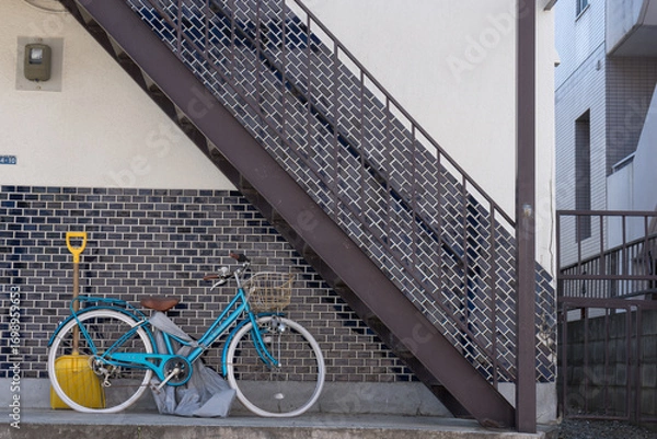 Obraz スチール製の階段と自転車