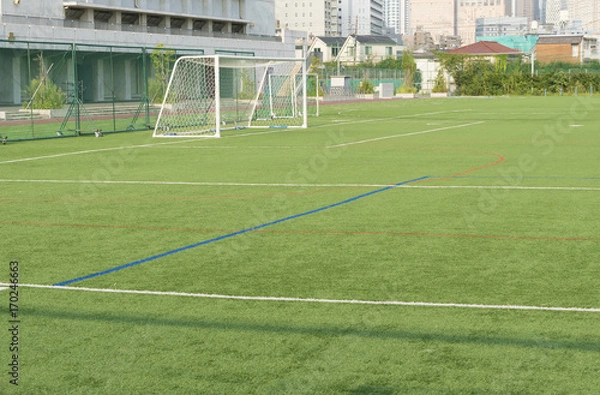 Fototapeta 学校グラウンド　災害時避難所　東京都心