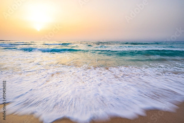 Obraz sprawling waves at sunrise 