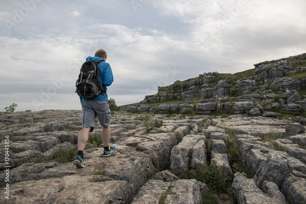 Obraz Walking on Malham Cove