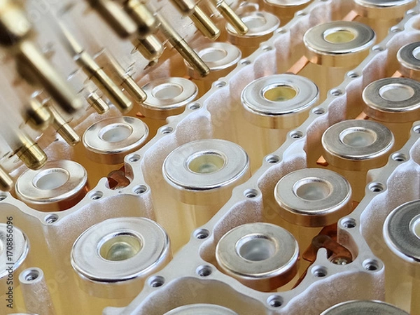 Obraz Microwave technology LTE duplexer cavity filter