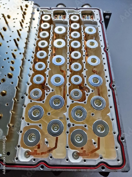 Obraz Microwave technology LTE duplexer cavity filter