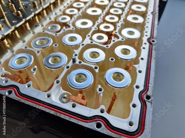 Obraz Microwave technology LTE duplexer cavity filter