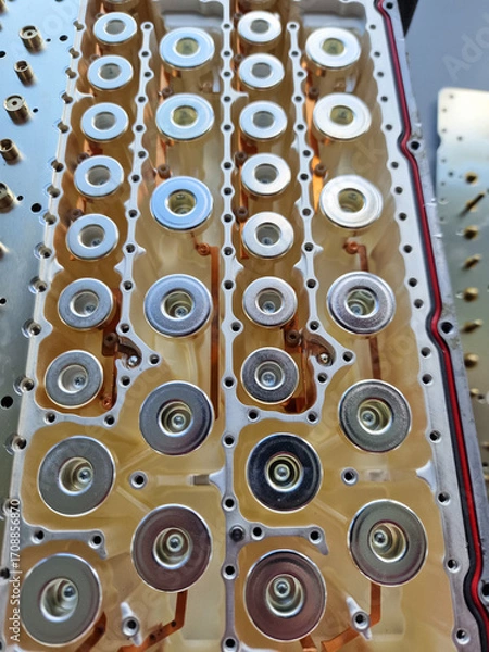 Obraz Microwave technology LTE duplexer cavity filter