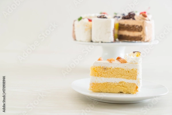 Fototapeta macadamia cake on plate
