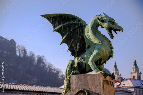 Obraz Dragon bridge and the Dragon statue in Ljubljana
