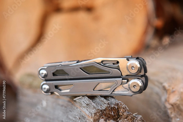 Obraz Multi-functional device for repairing devices