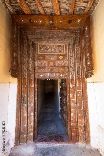 Fototapeta Khaylah Buqshan Palace, a mud-brick residential palace in Khaylah, Yemen's Hadramaut region