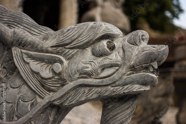 Fototapeta dragon at a temple in vietnam