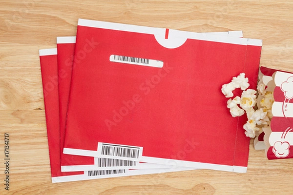 Obraz Czerwone koperty pocztowe z popcornem