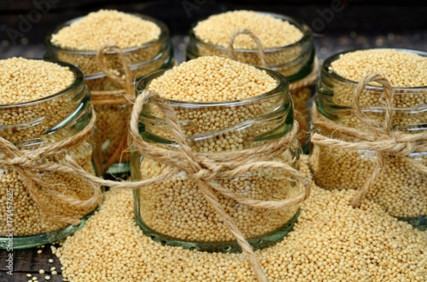 Obraz amaranth on table