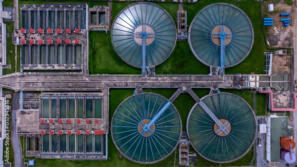Fototapeta Aerial view circular clarifier tank at wastewater treatment plant, Industrial infrastructure, Environment technology sustainable water management system, Sedimentation tank circular clarifier.