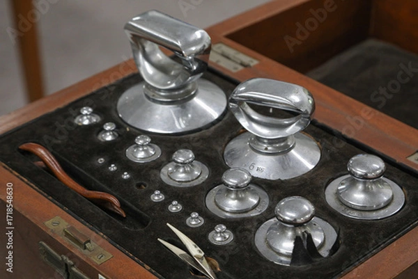 Obraz 天秤の重り