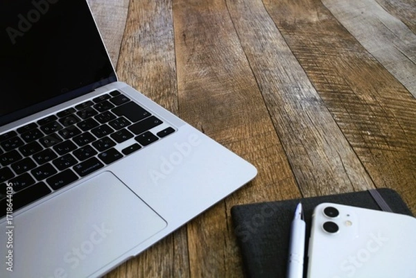 Fototapeta ビジネスイメージ　デスクワーク　コピースペース　3:2