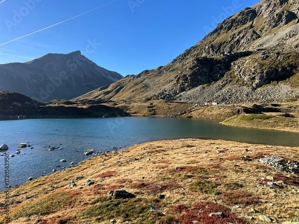 Obraz Lake Culuonnas, Guglia Lake or Julier Lake, Canton of Grisons, Switzerland - Lej da las Culuonnas or Lej dal Güglia (Lej dal Gueglia oder Juliersee), Julierpass - Schweiz