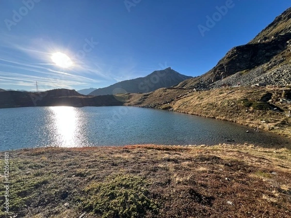 Obraz Lake Culuonnas, Guglia Lake or Julier Lake, Canton of Grisons, Switzerland - Lej da las Culuonnas or Lej dal Güglia (Lej dal Gueglia oder Juliersee), Julierpass - Schweiz