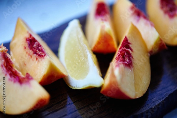 Obraz  be not the same. be diffrent. Be exclusive. Be special. peaches and lemon.