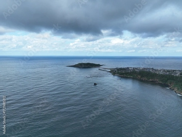 Fototapeta 福井県 東尋坊から見る絶景の景色 ドローン空撮