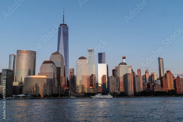 Fototapeta Golden hour images of lower Manhattan, New York.