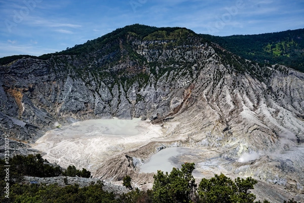 Fototapeta Mineral immensity of the smoking crater of Tangkuban Parahu