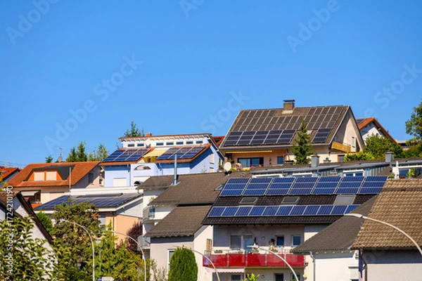 Fototapeta Wohnhäuser mit Solardächern