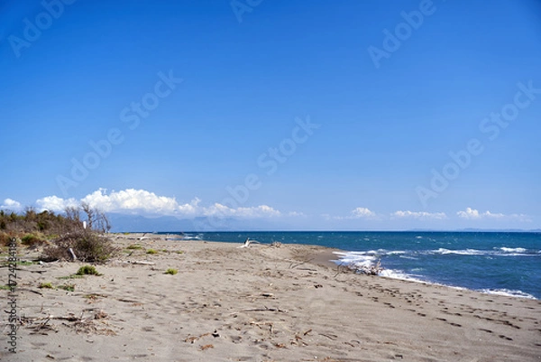 Fototapeta Wild, sandy beach on the Mediterranean coast on the island of Ada Bojana