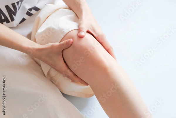 Fototapeta 女性の足　膝