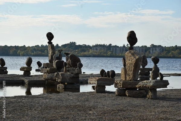 Obraz Balanced stone sculpture at Remic Rapids 