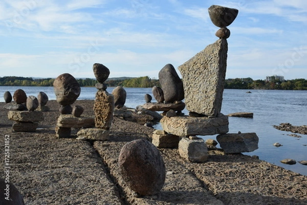 Obraz Balanced stone sculpture at Remic Rapids 