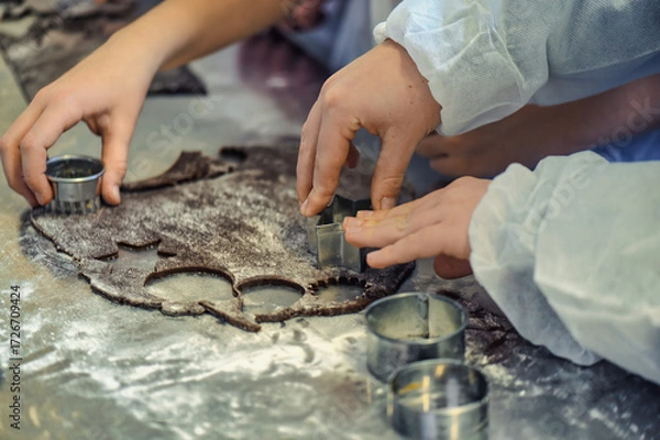 Fototapeta Preparation of sweets In Hotel school