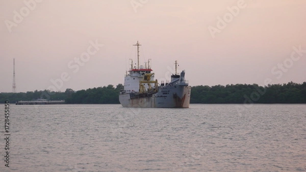 Obraz boat on the river