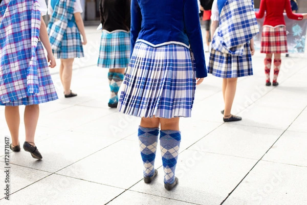 Obraz Scottish traditional dancing