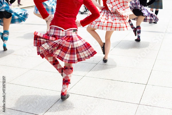 Obraz Scottish traditional dancing