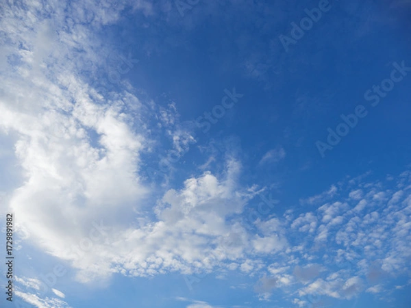 Fototapeta 夏の綺麗な青空と雲の風景