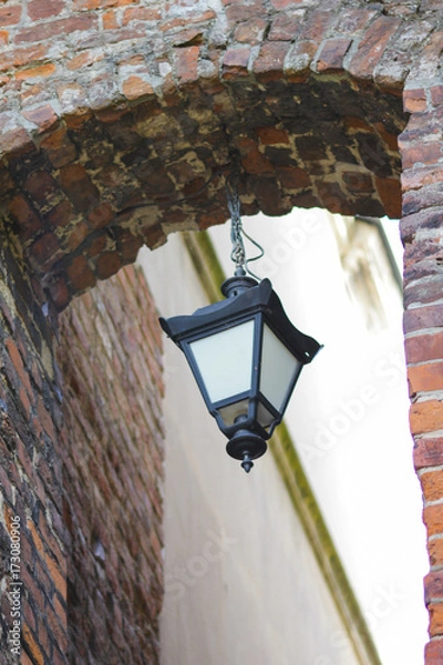 Obraz Lampa nad uchem