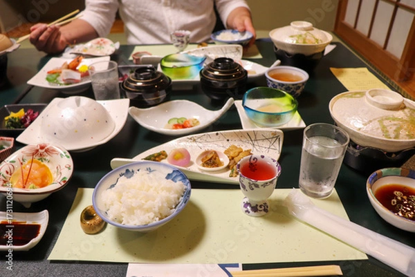 Obraz 日本の旅館の夕食、懐石料理