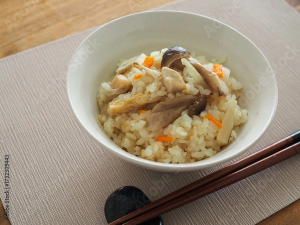 Obraz 炊き込みご飯