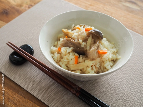 Obraz 炊き込みご飯