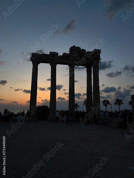 Fototapeta Temple of Apollo, Side, Turkey, view of night