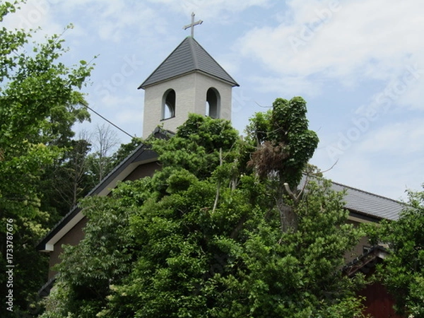 Fototapeta 長崎県平戸市、新しく改装されたカトリック木ヶ津教会