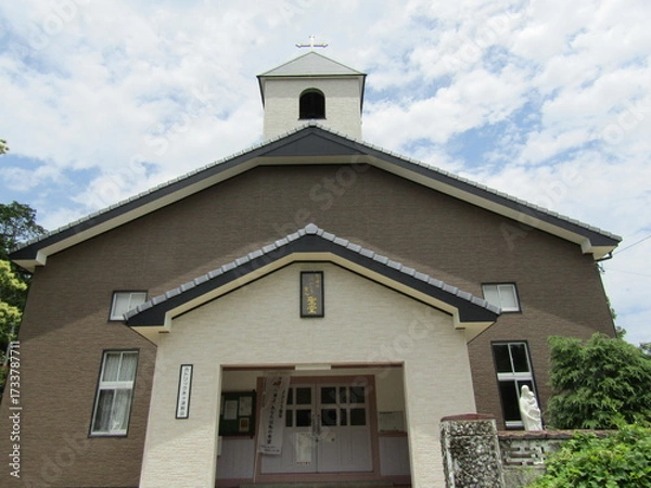 Fototapeta 長崎県平戸市、新しく改装されたカトリック木ヶ津教会