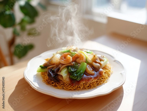 Obraz 湯気が立ちのぼる熱々の五目あんかけ焼きそば