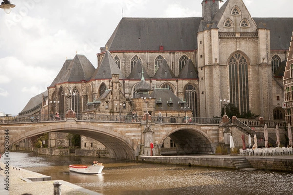 Fototapeta Bridge over Friendly Waters